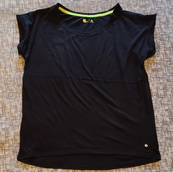 Athletic 3/4 sleeve Top - Picture 7 of 7